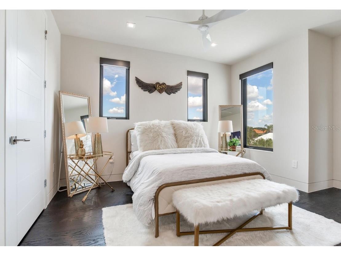 5131 W Neptune Way Tampa FL 33609 - CULBREATH BAYOU TB8436665 image49