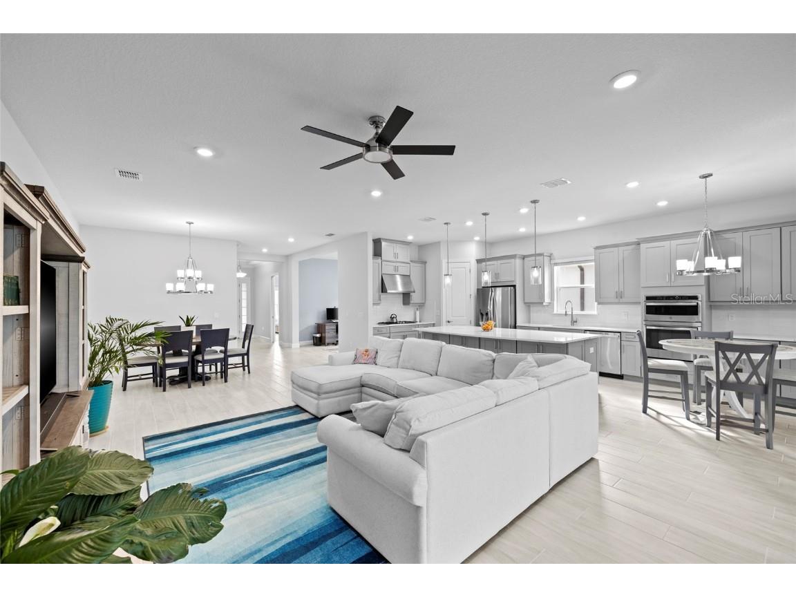 5132 Caserta Court Palmetto FL 34221 A4667006 image9