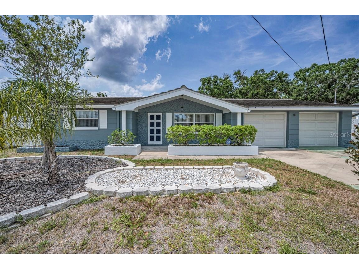 5132 Flora Avenue Holiday FL 34690 W7875600 image1