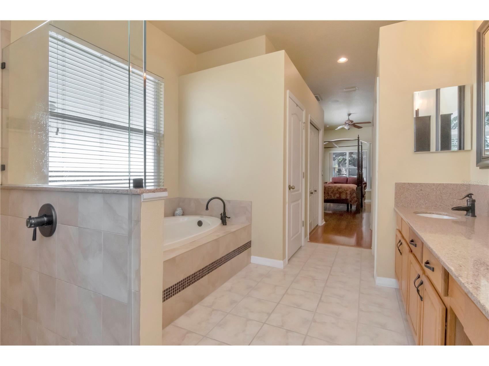 5132 Whispering Leaf Trail Valrico FL 33596 TB8442855 image18