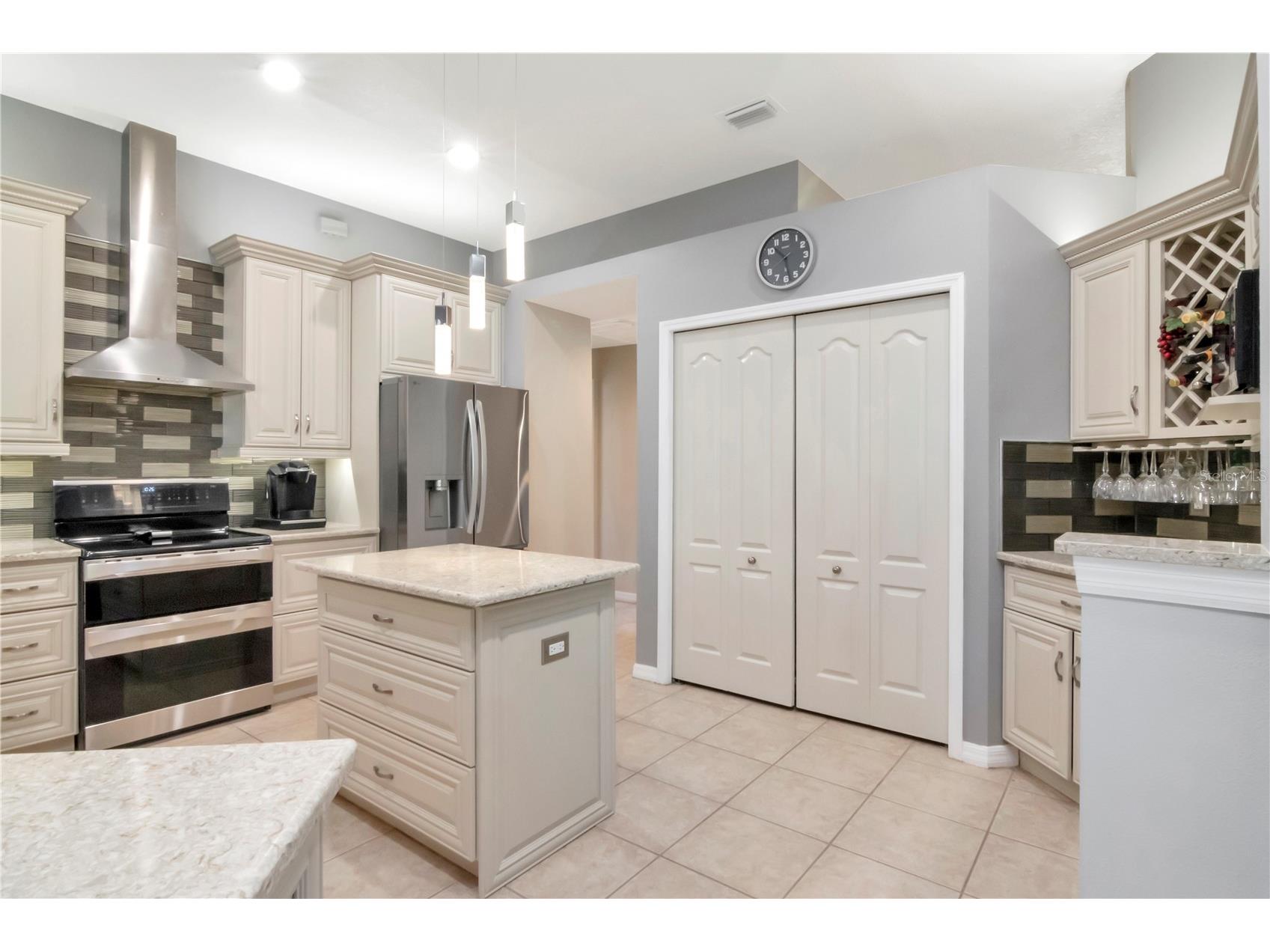 5132 Whispering Leaf Trail Valrico FL 33596 TB8442855 image39