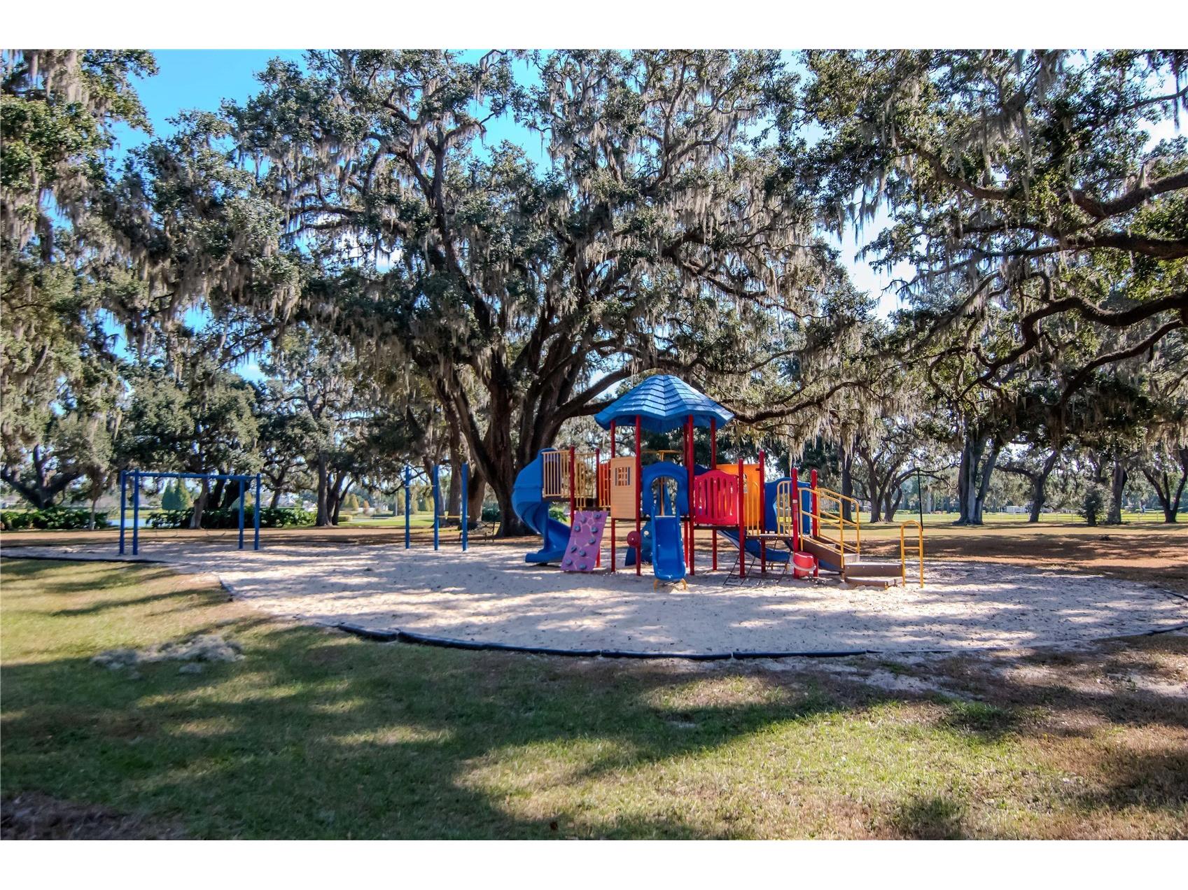 5132 Whispering Leaf Trail Valrico FL 33596 TB8442855 image65