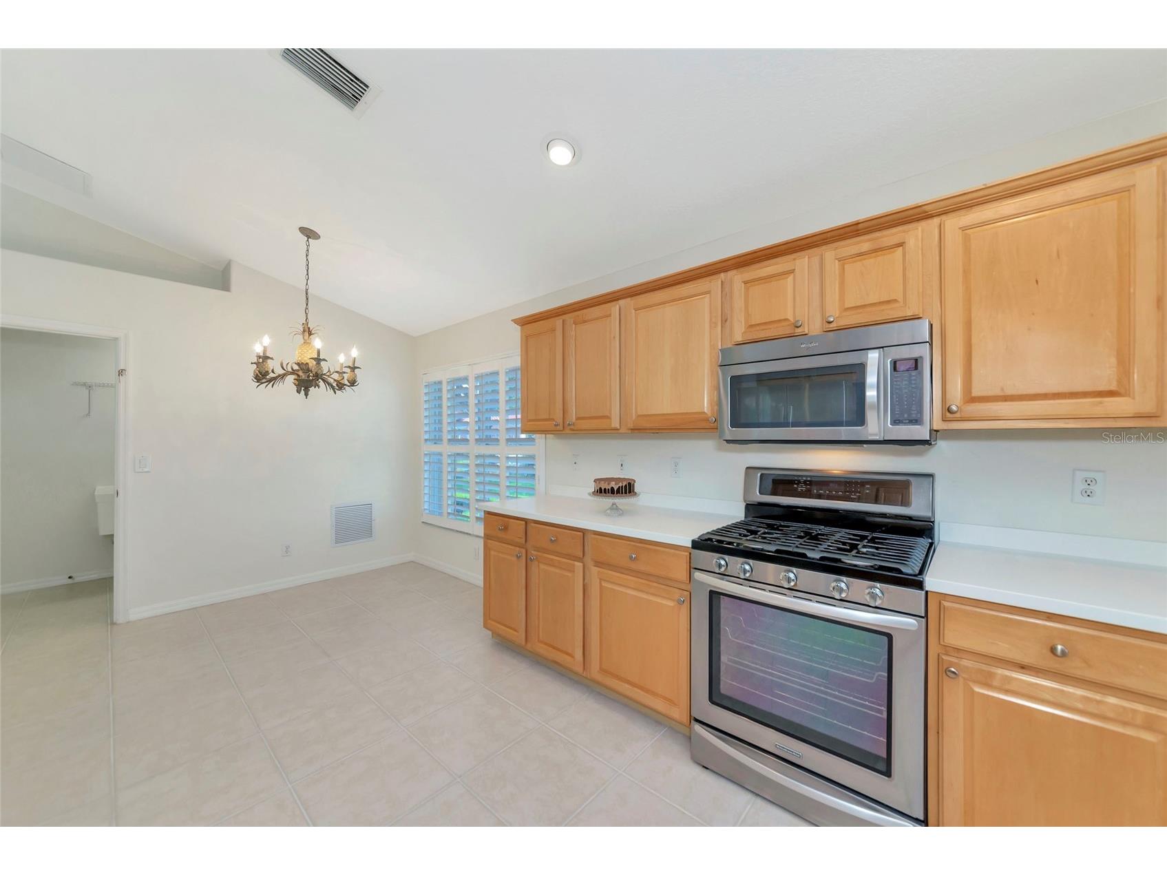 5133 Flagstone Drive Sarasota FL 34238 A4698381 image10