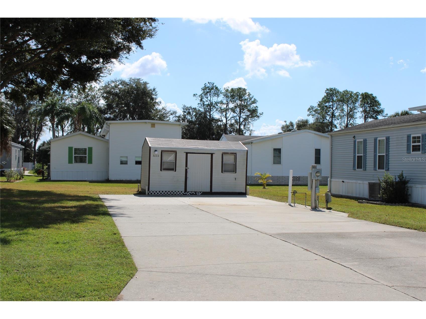 5133 Shore Line Drive Polk City FL 33868 P4937750 image1