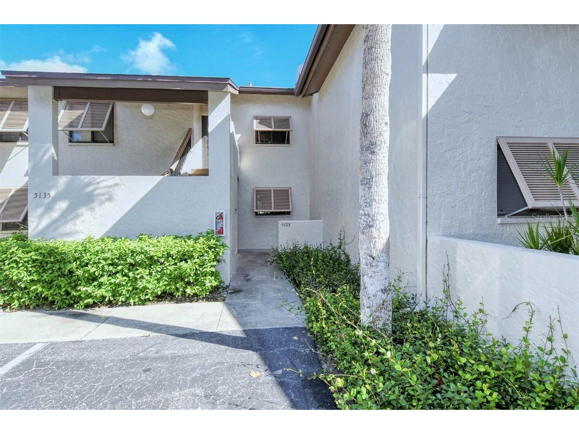 5133 Willow Links #11 Sarasota FL 34235 A4510292 image1