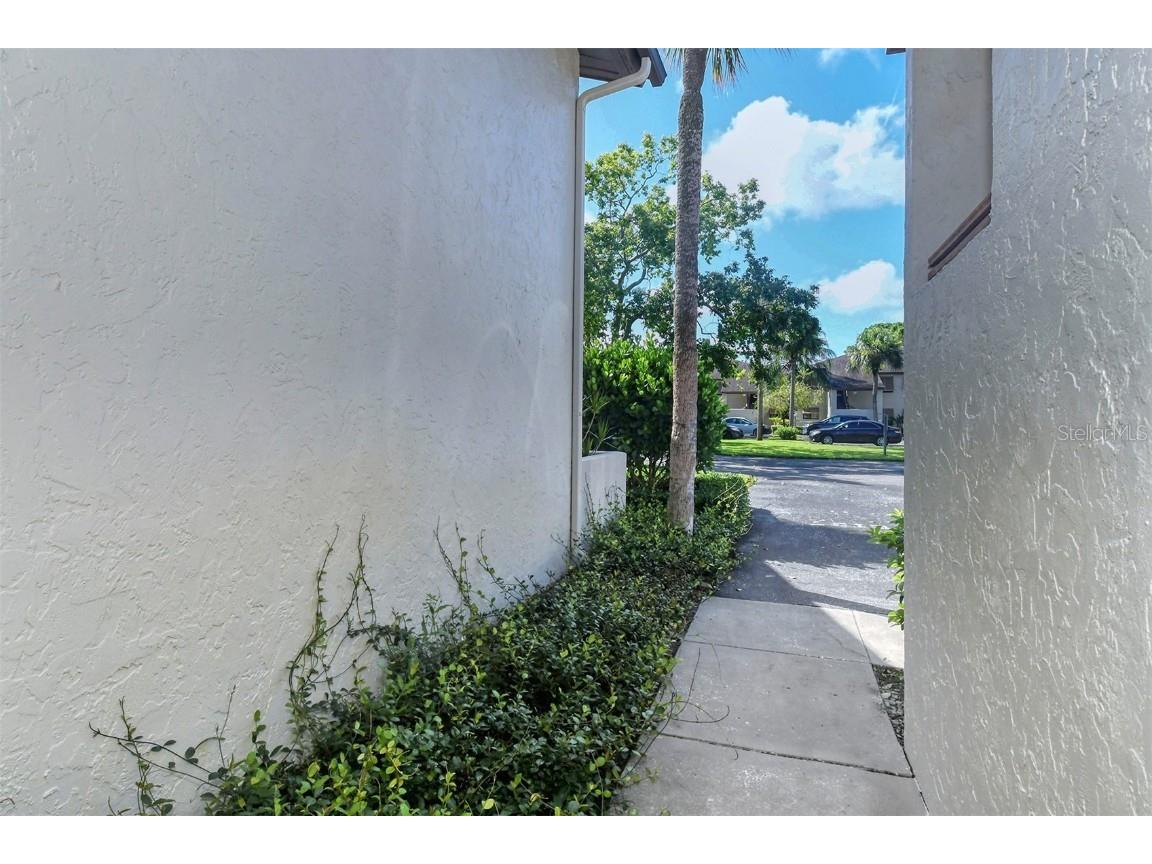 5133 Willow Links #11 Sarasota FL 34235 A4510292 image35