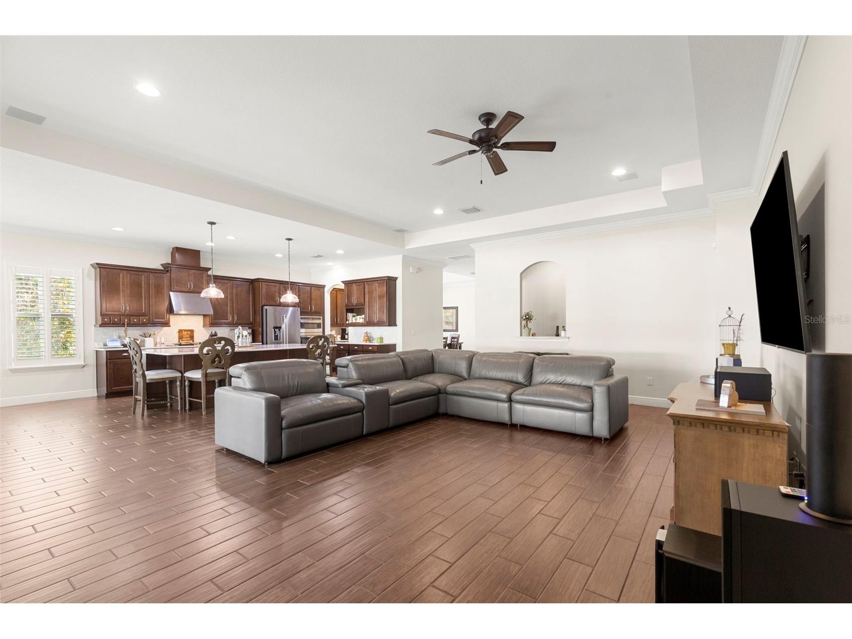 5134 Lakecastle Drive Tampa FL 33624 - LAKE LECLARE TB8513935 image16