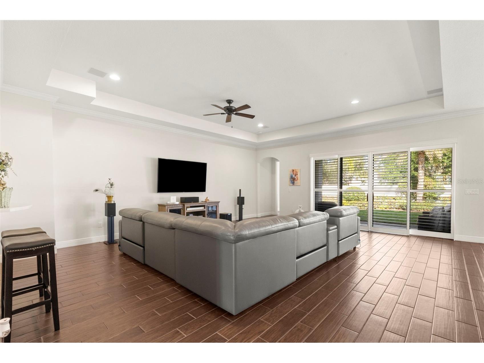 5134 Lakecastle Drive Tampa FL 33624 - LAKE LECLARE TB8513935 image17