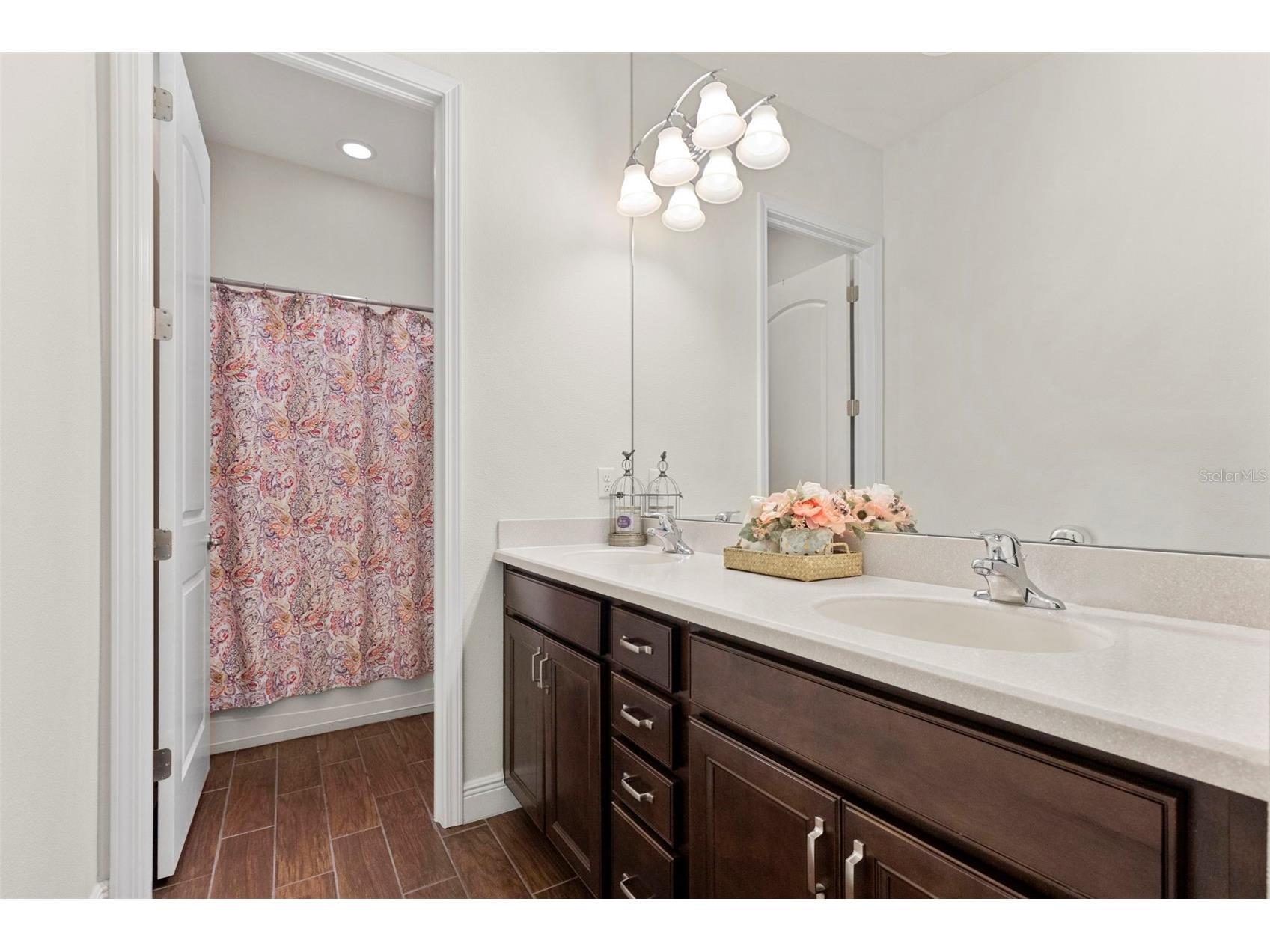 5134 Lakecastle Drive Tampa FL 33624 - LAKE LECLARE TB8513935 image51