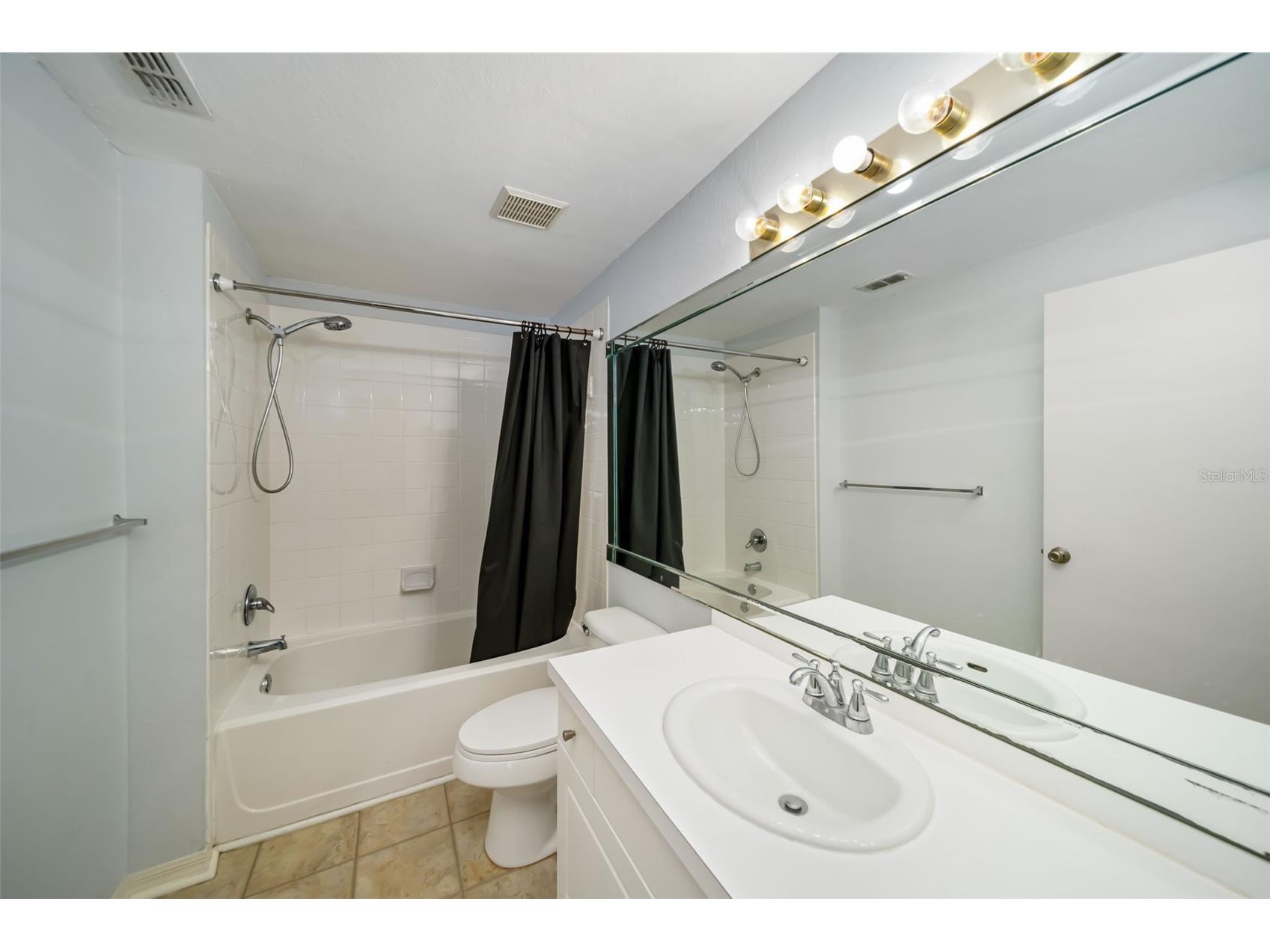 5134 Northridge Road #206 Sarasota FL 34238 A4679092 image16
