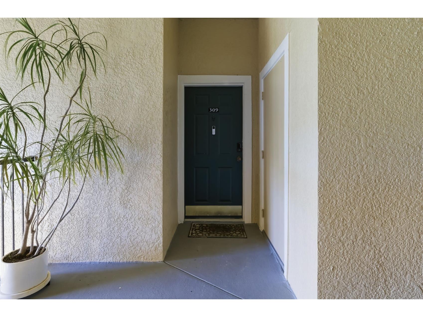 5134 Northridge Road #309 Sarasota FL 34238 A4683752 image4