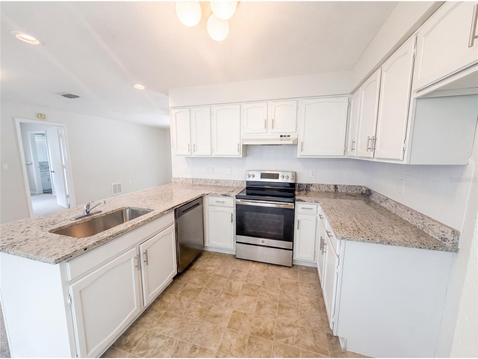5134 Quintilis Street Spring Hill FL 34608 O6409115 image2