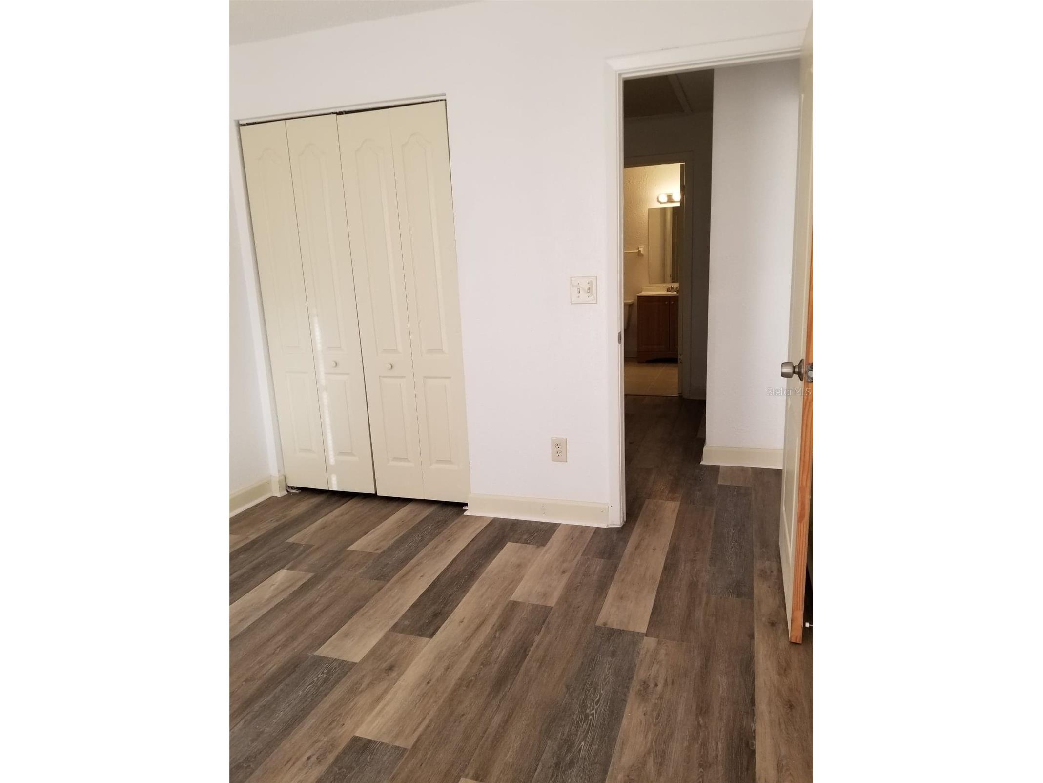5134 Tennis Court Circle Tampa FL 33617 TB8498164 image11