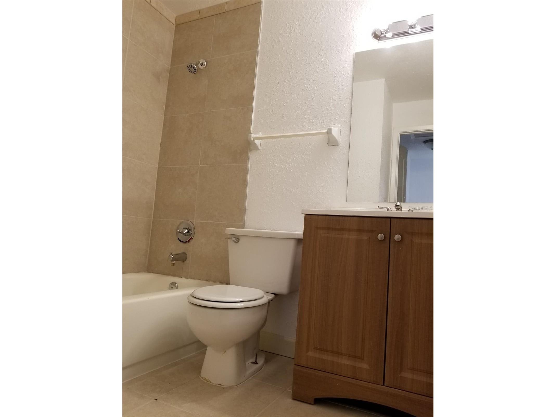 5134 Tennis Court Circle Tampa FL 33617 TB8498164 image12