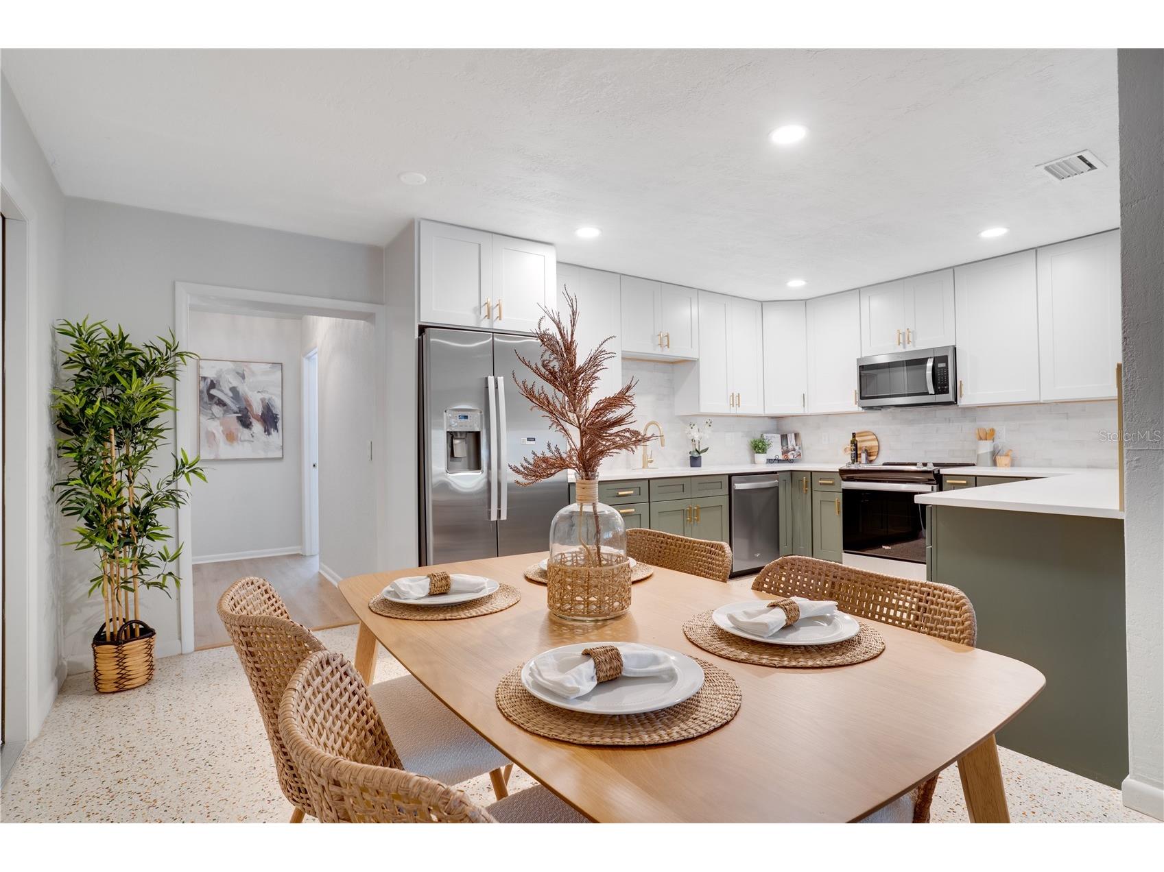 5135 101st Street N Saint Petersburg FL 33708 TB8494148 image11