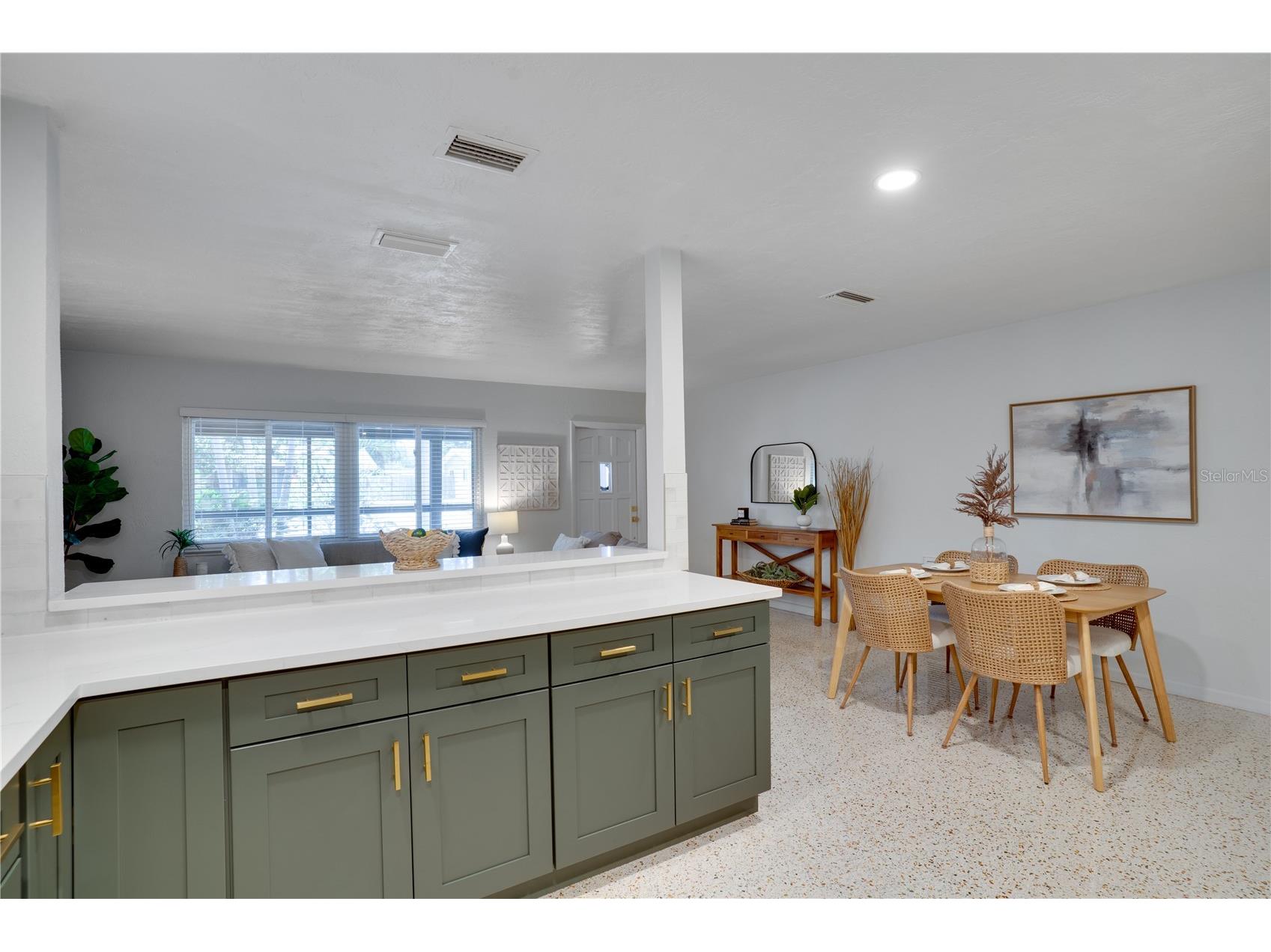 5135 101st Street N Saint Petersburg FL 33708 TB8494148 image14