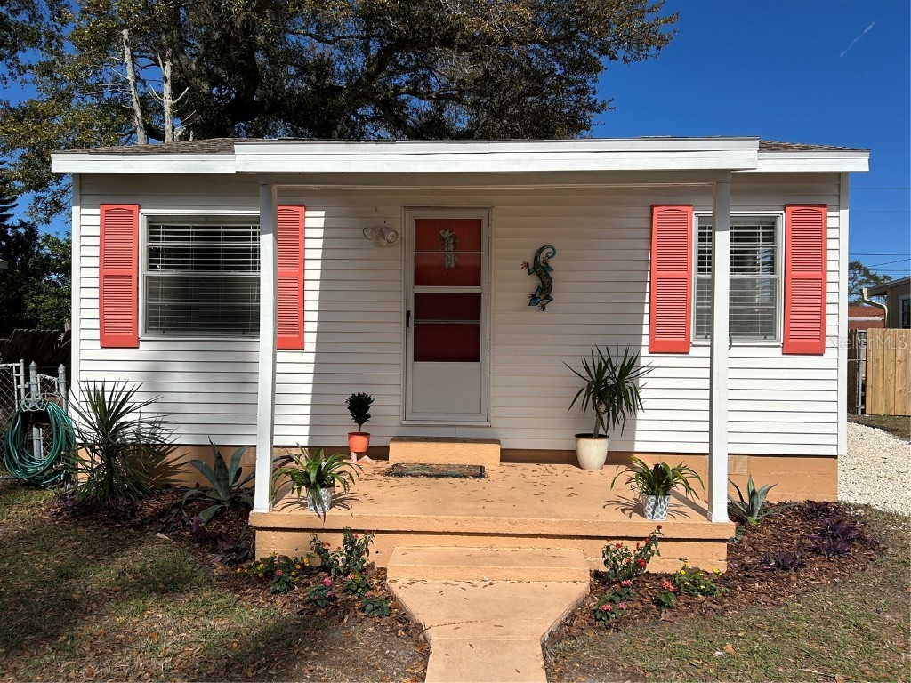 5135 12th Avenue S Gulfport FL 33707 U8227849 image1