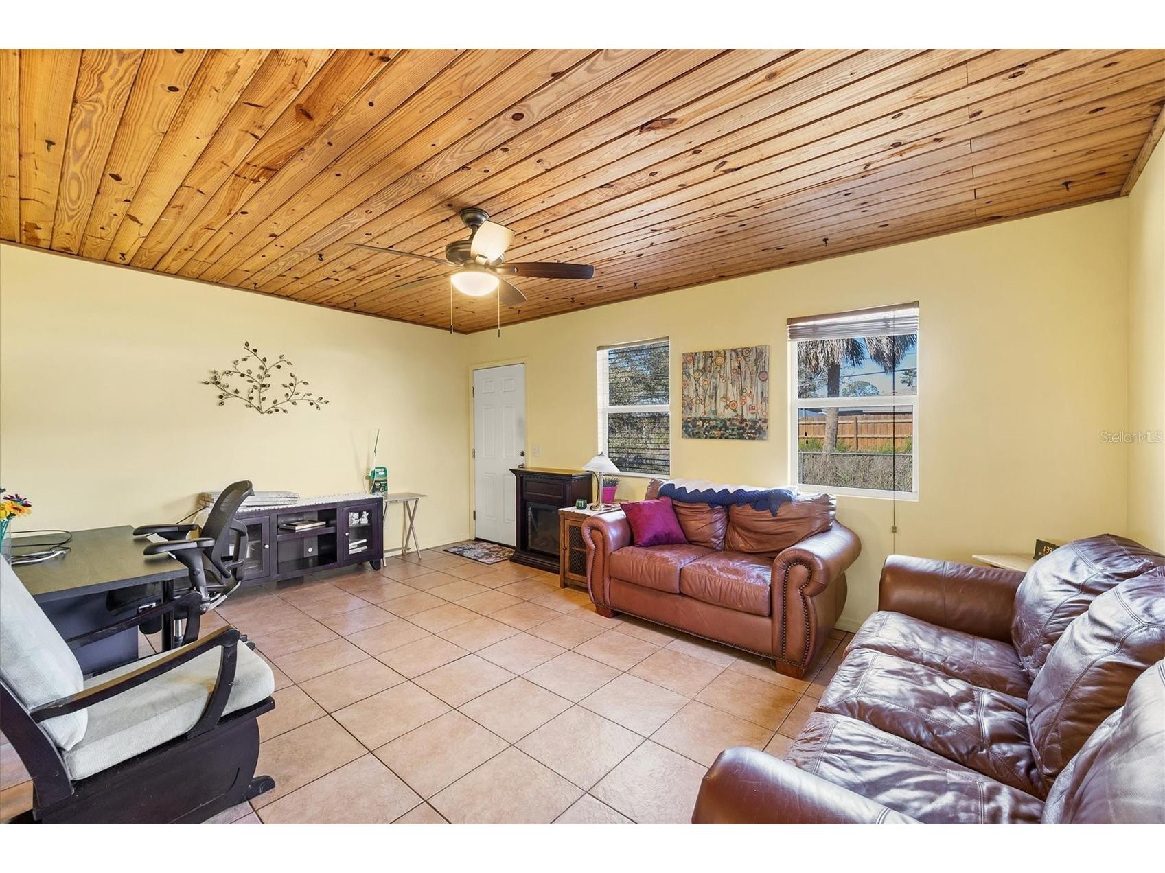 5135 Brookmeade Drive Sarasota FL 34232 A4682030 image18