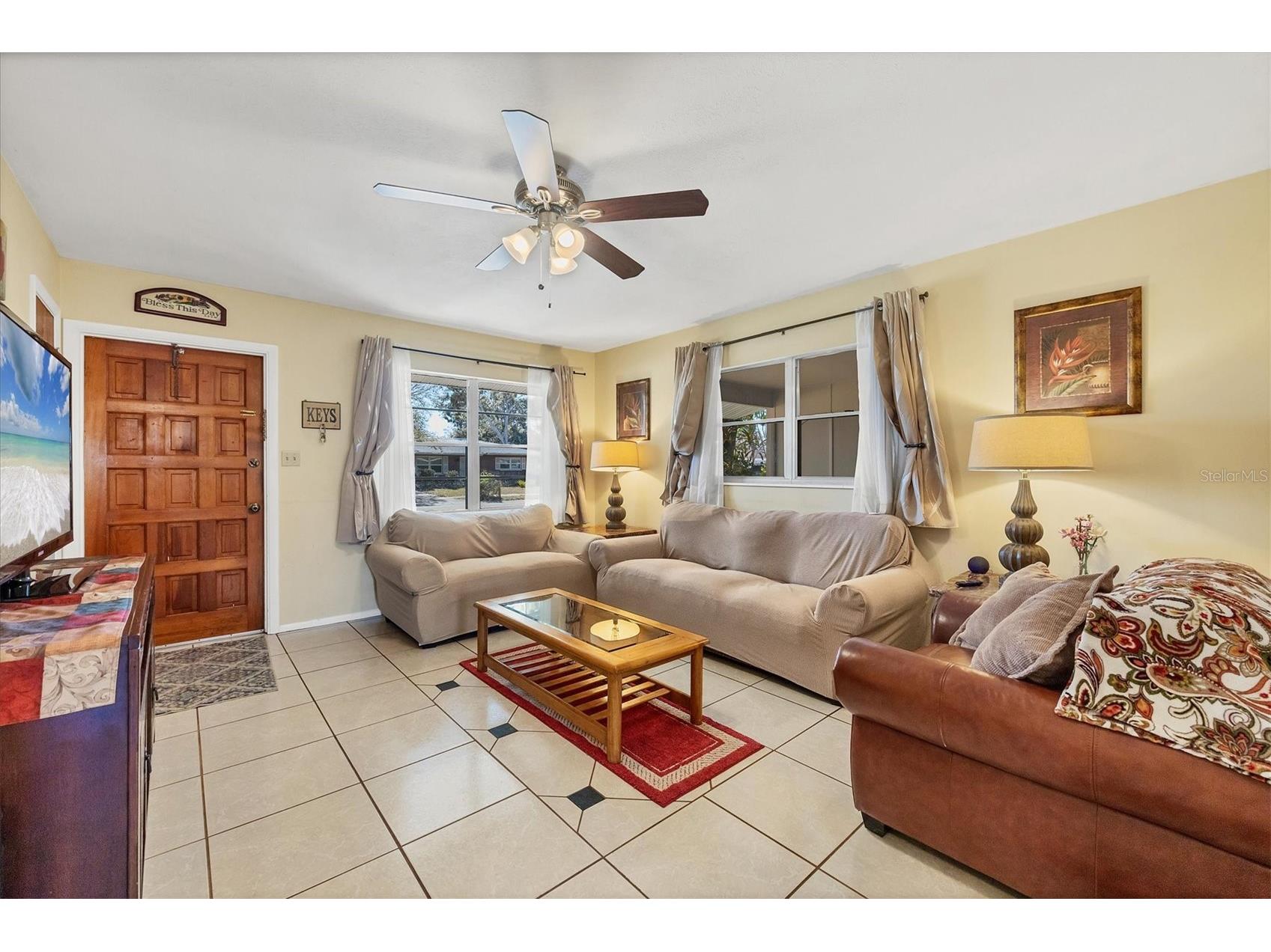 5135 Brookmeade Drive Sarasota FL 34232 A4682030 image2