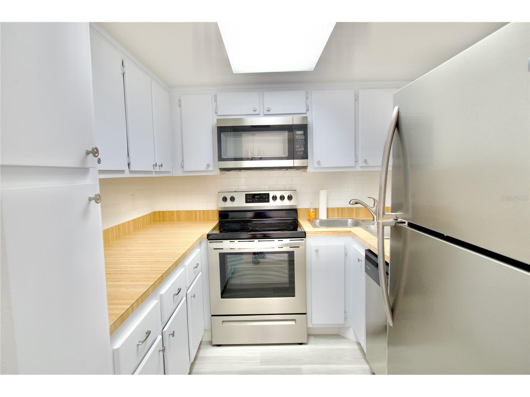 5135 Gemstone Drive #202 New Port Richey FL 34652 W7882629 image4