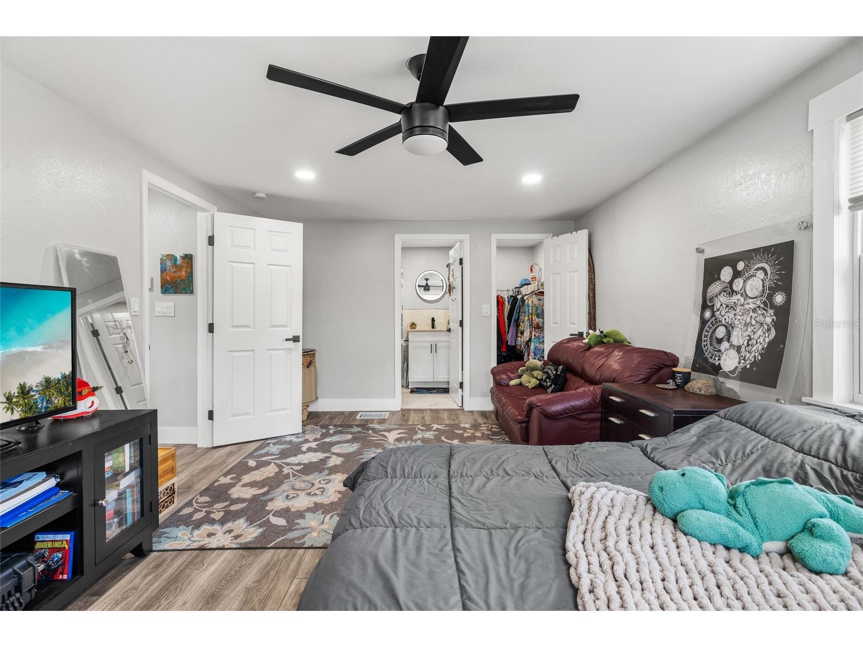 5135 Old Bradenton Road Sarasota FL 34234 A4685664 image18