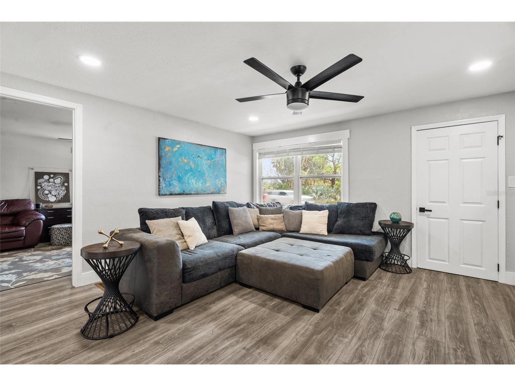 5135 Old Bradenton Road Sarasota FL 34234 A4685664 image8