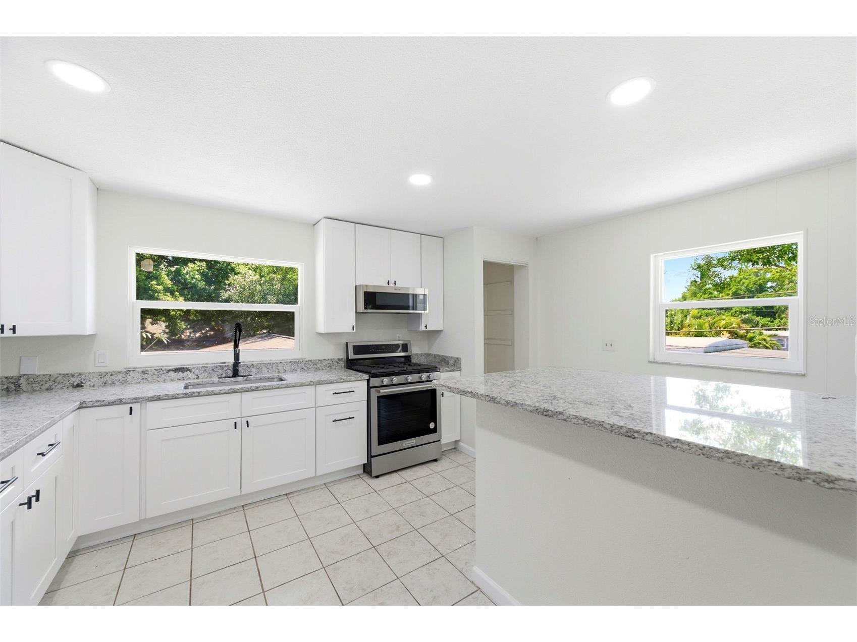5136 68th Street N #B Saint Petersburg FL 33709 TB8499604 image10