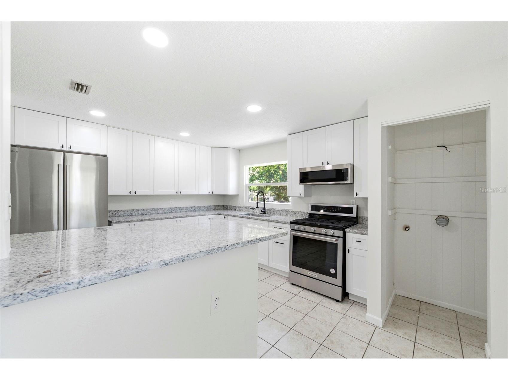 5136 68th Street N #B Saint Petersburg FL 33709 TB8499604 image8