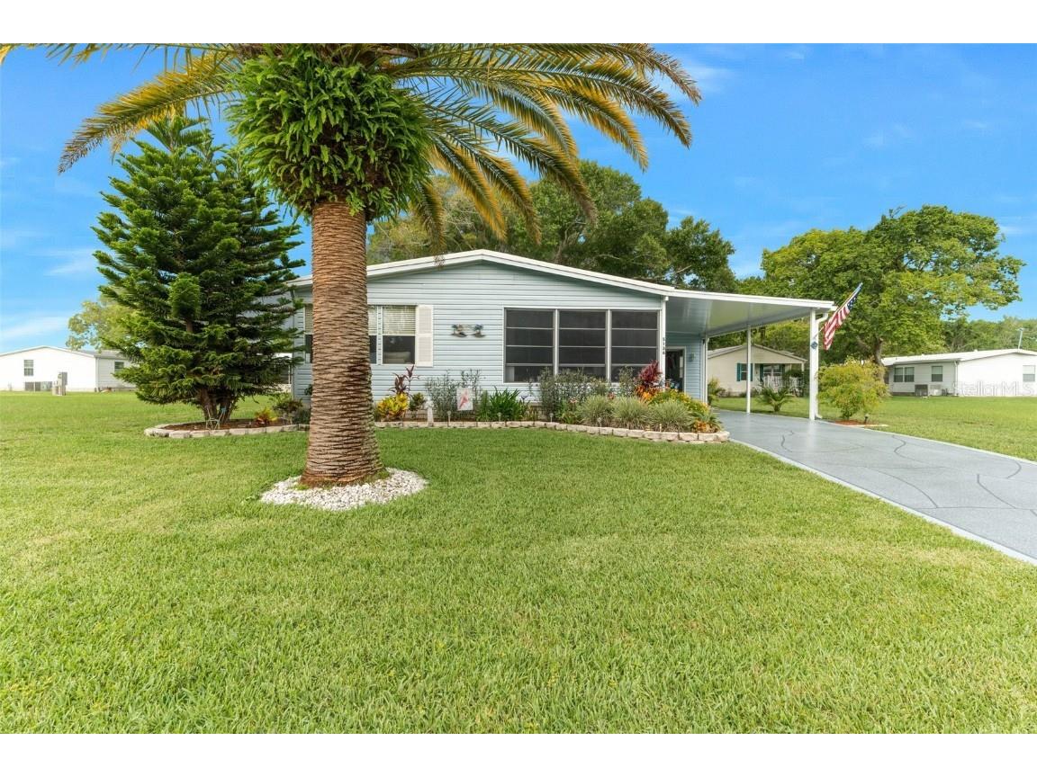 5136 Forest Glenn Drive Spring Hill FL 34607 W7855867 image1