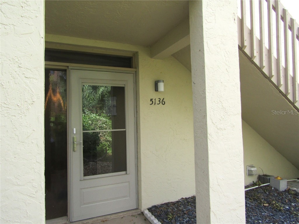 5136 Harpers Croft #11 Sarasota FL 34235 A4626932 image1