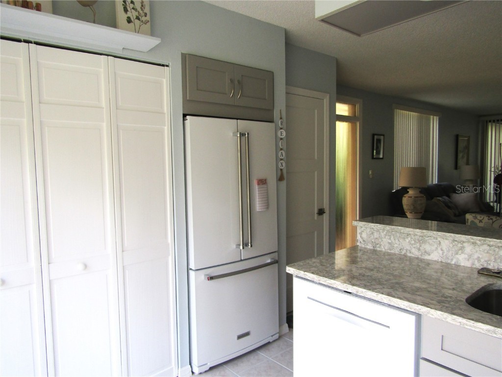 5136 Harpers Croft #11 Sarasota FL 34235 A4626932 image6