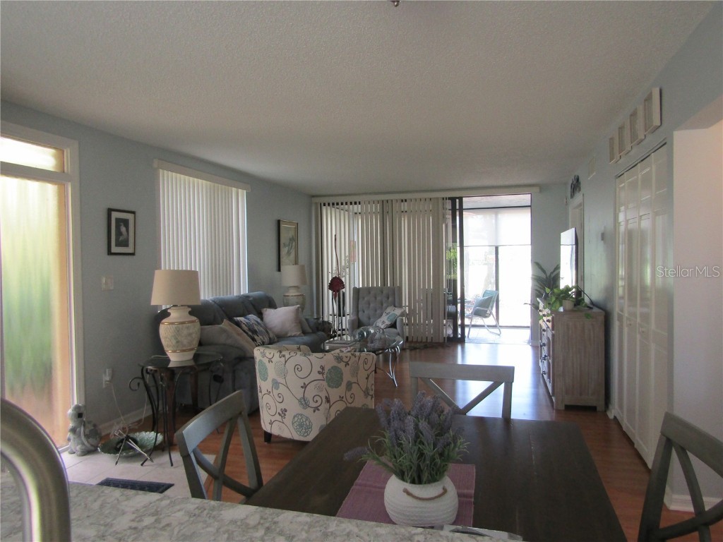 5136 Harpers Croft #11 Sarasota FL 34235 A4626932 image9