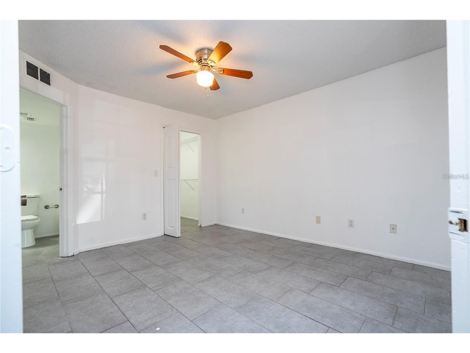 5136 Park Central Drive #212 Orlando FL 32839 O6384447 image18