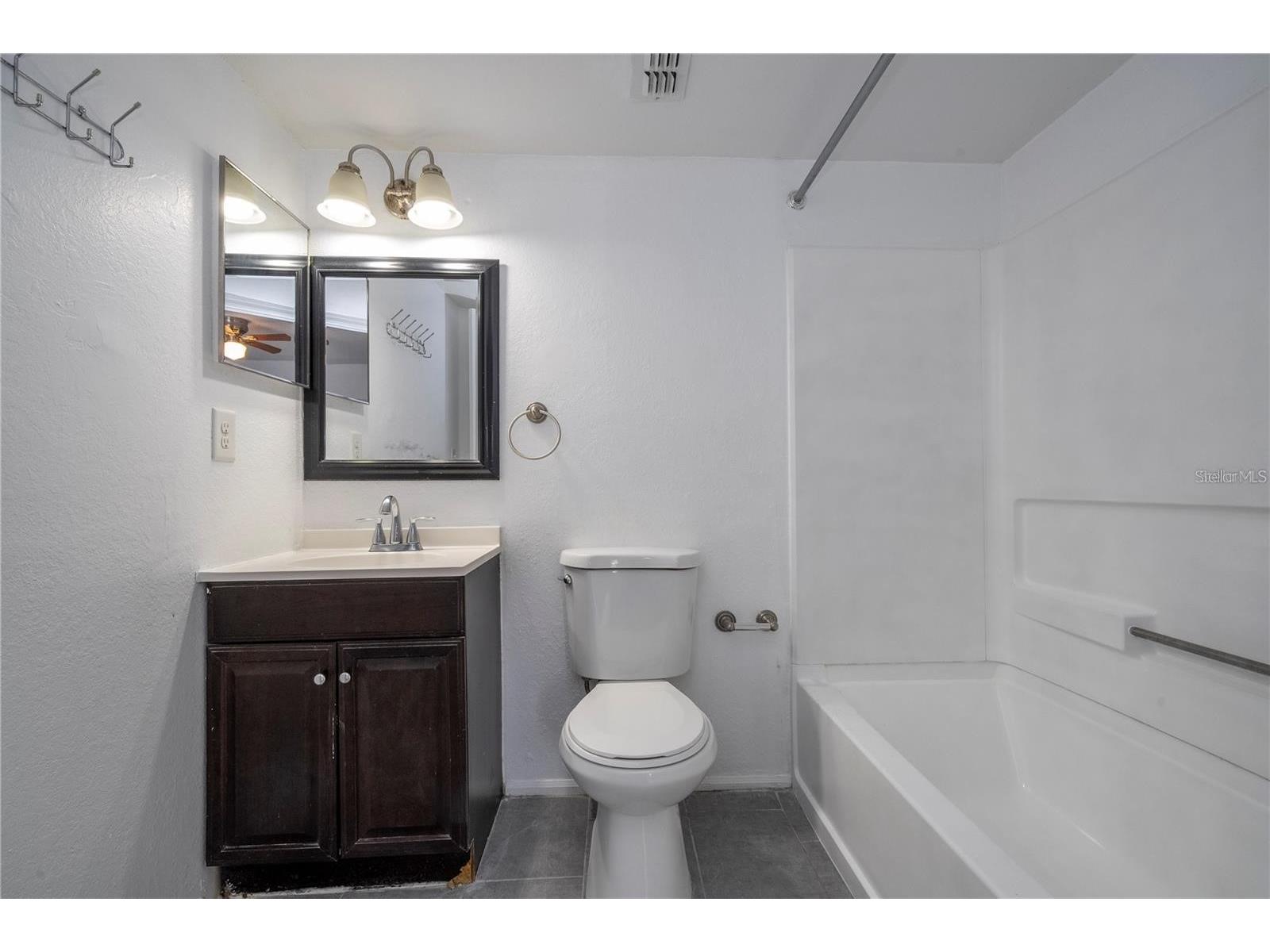 5136 Park Central Drive #212 Orlando FL 32839 O6384447 image6