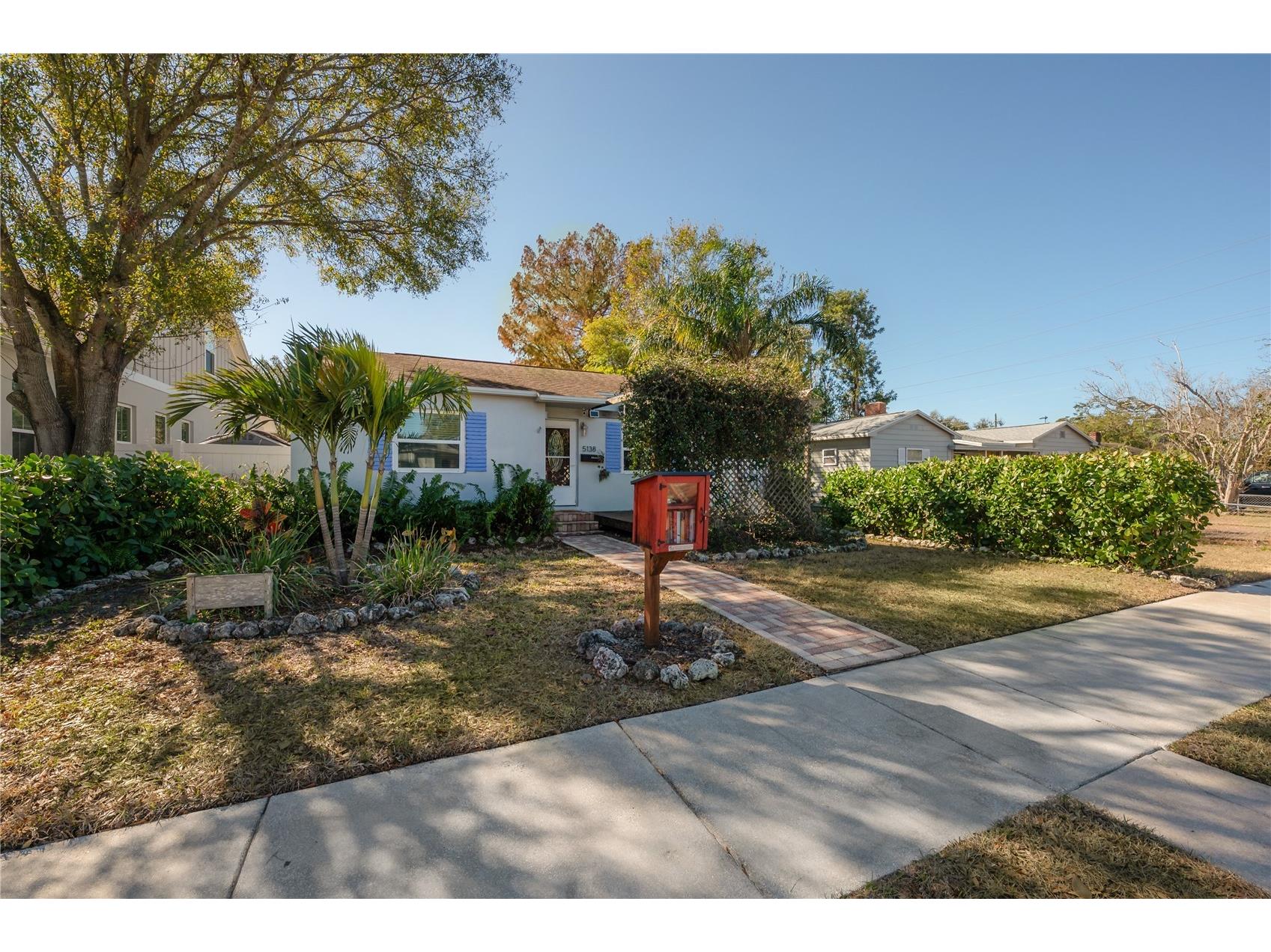 5138 3rd Avenue N Saint Petersburg FL 33710 TB8503072 image1
