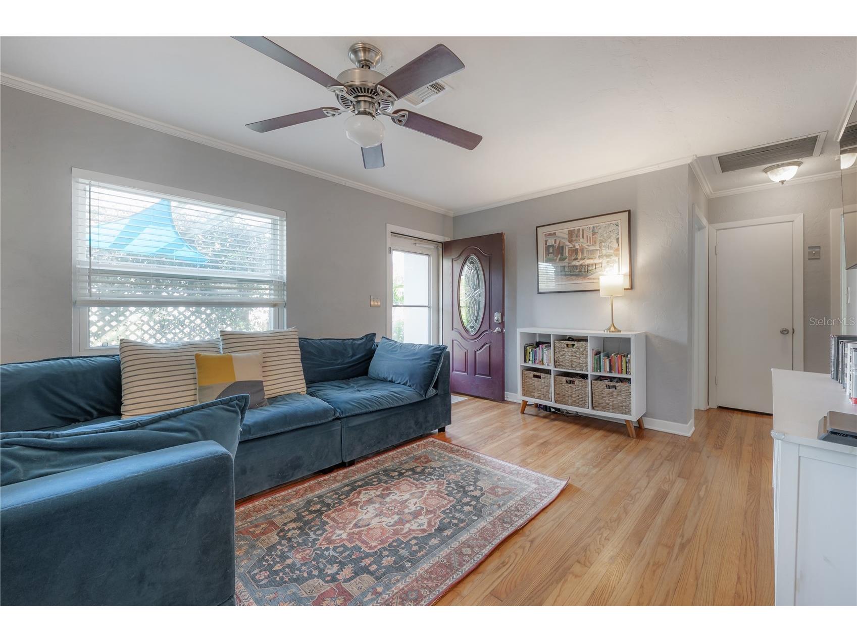 5138 3rd Avenue N Saint Petersburg FL 33710 TB8503072 image3
