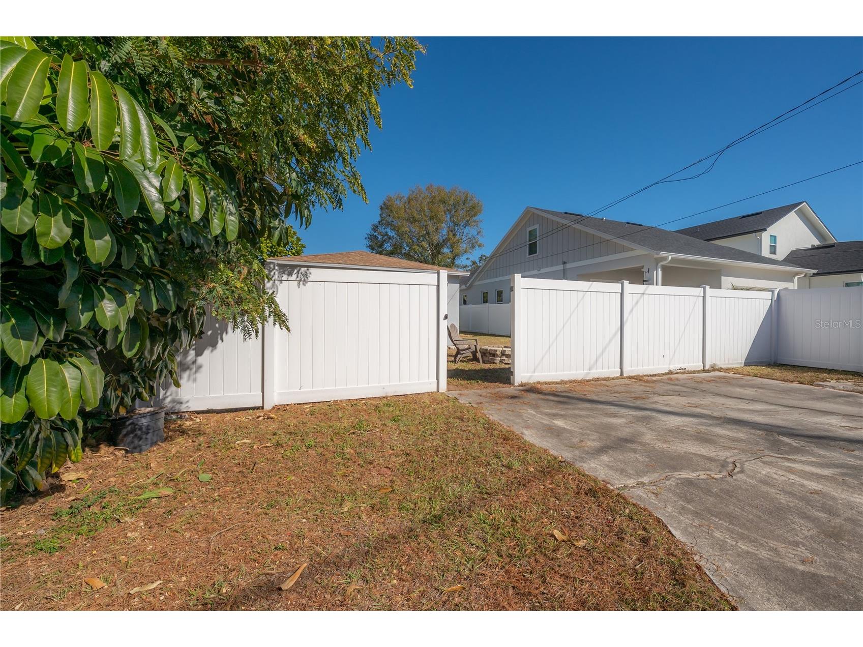 5138 3rd Avenue N Saint Petersburg FL 33710 TB8503072 image32