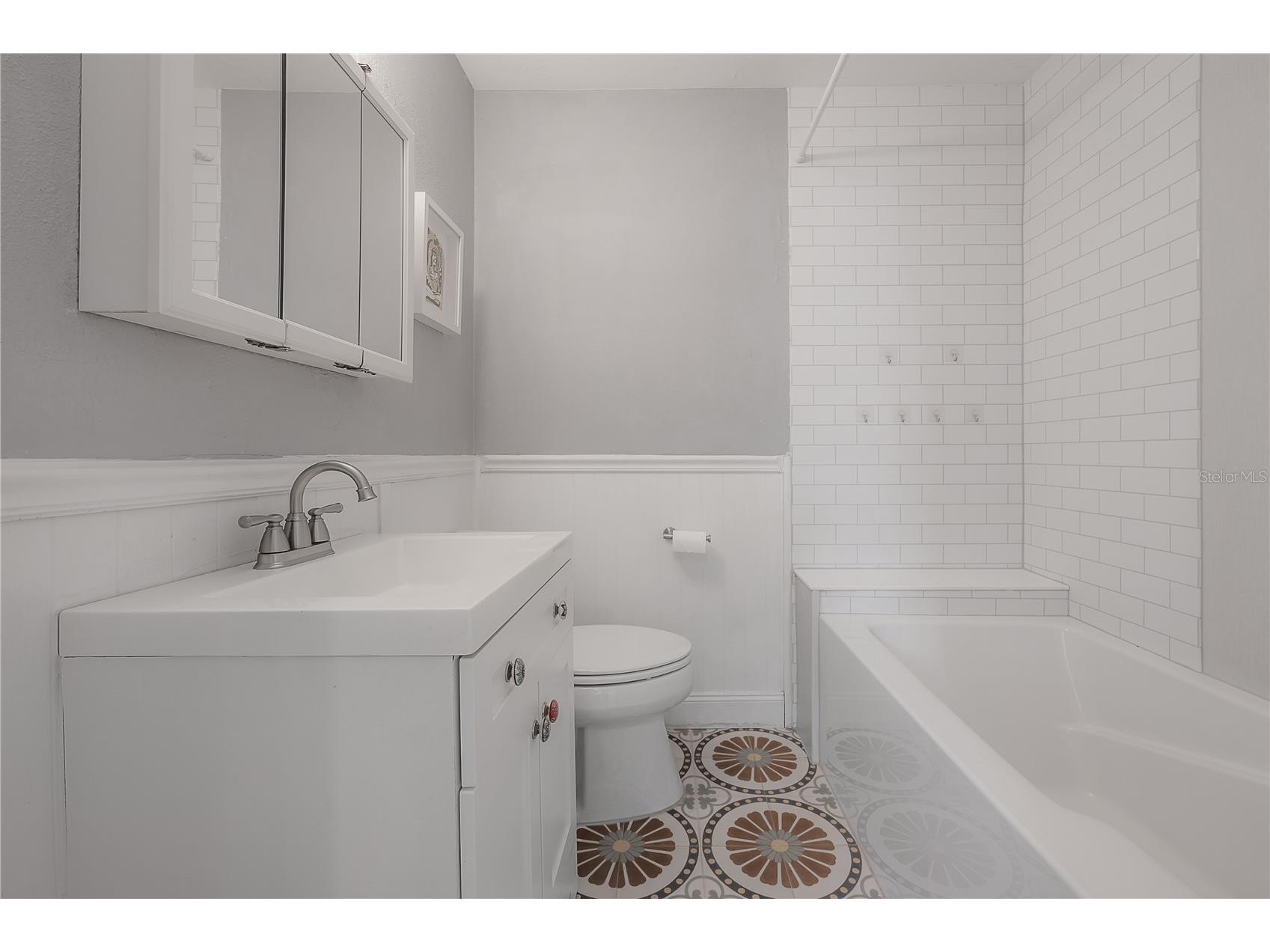 5138 3rd Avenue N Saint Petersburg FL 33710 TB8503072 image8