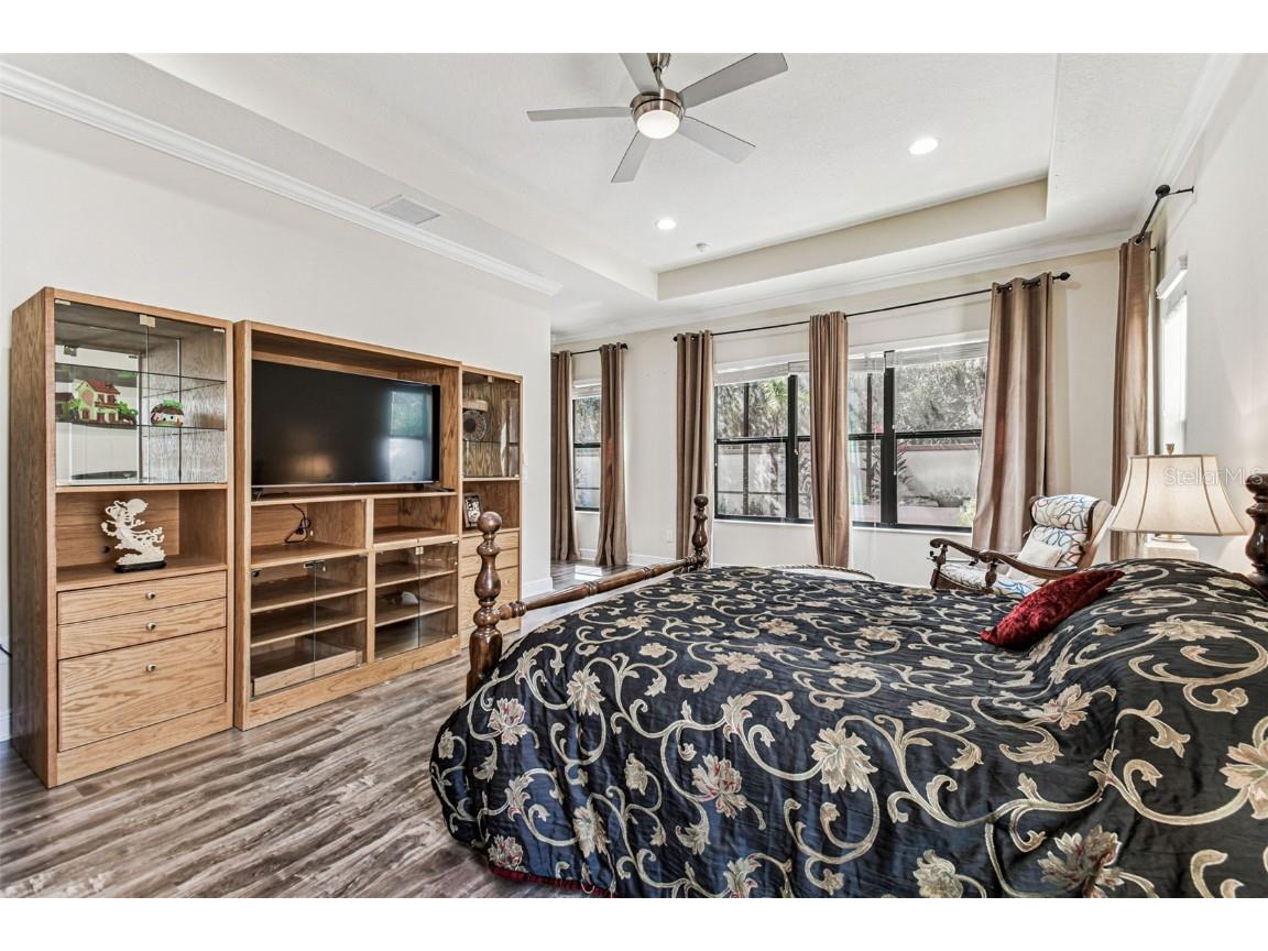 5138 Lakecastle Drive Tampa FL 33624 TB8431632 image33