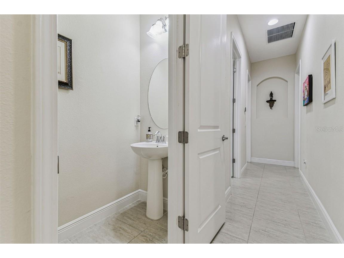 5138 Lakecastle Drive Tampa FL 33624 TB8431632 image53