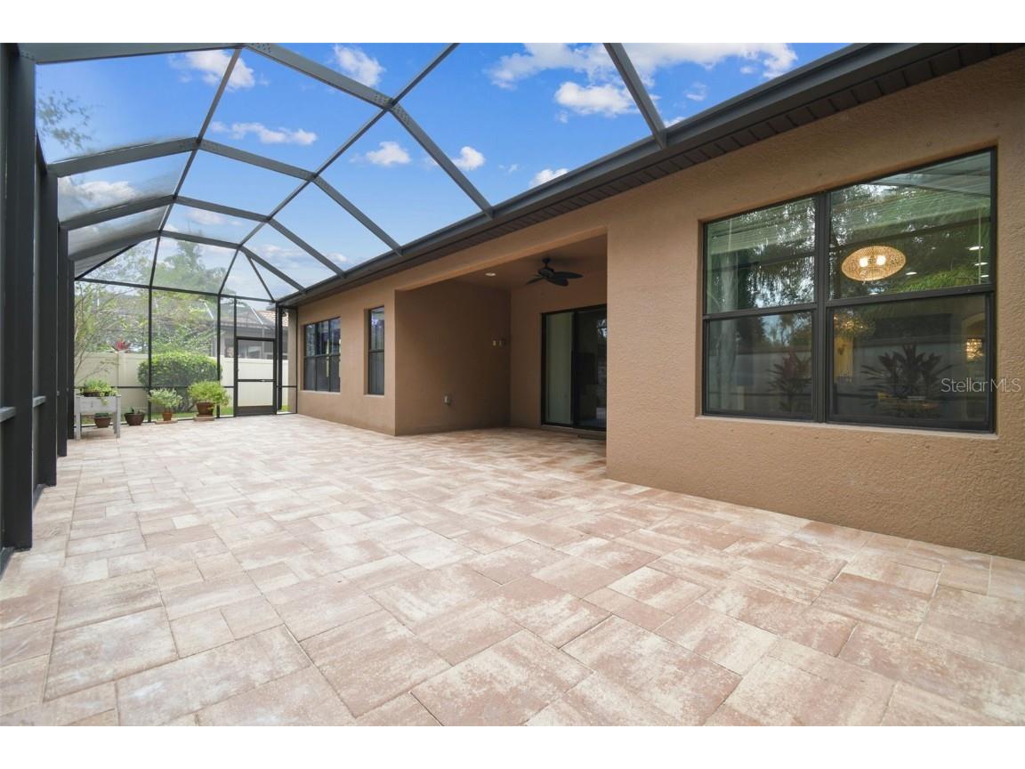 5138 Lakecastle Drive Tampa FL 33624 TB8431632 image71