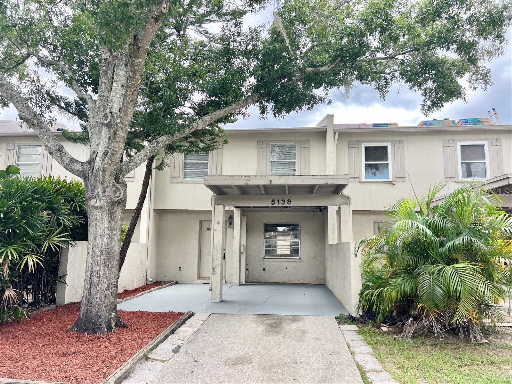 5138 Tennis Court Circle Tampa FL 33617 T3552537 image1