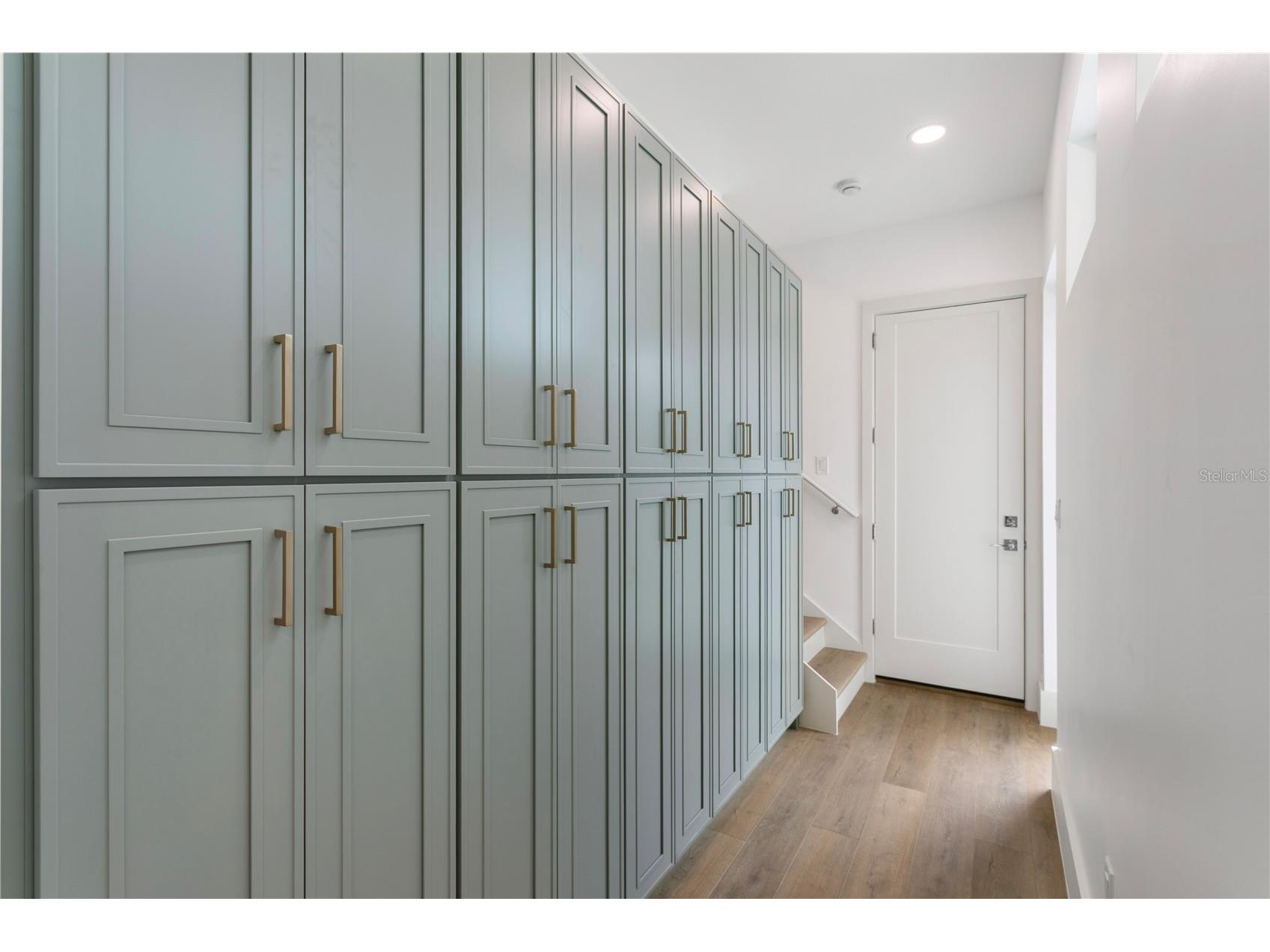 514 38th Avenue NE Saint Petersburg FL 33704 TB8486739 image19