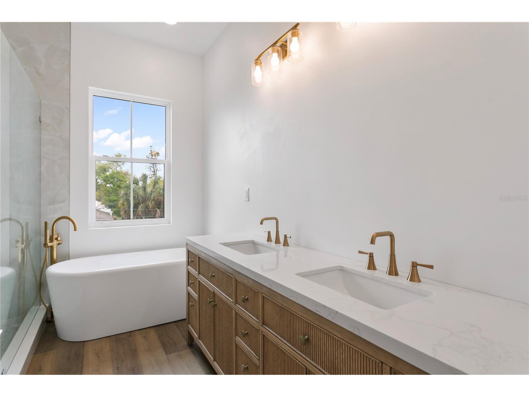 514 38th Avenue NE Saint Petersburg FL 33704 TB8486739 image30