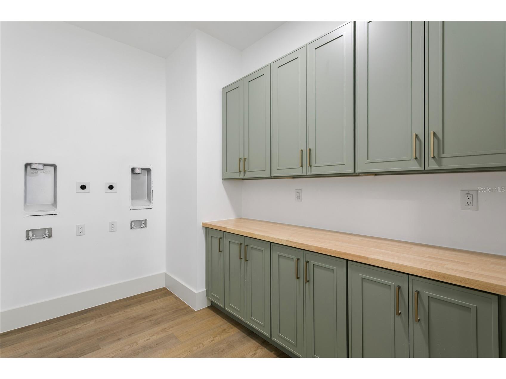 514 38th Avenue NE Saint Petersburg FL 33704 TB8486739 image34