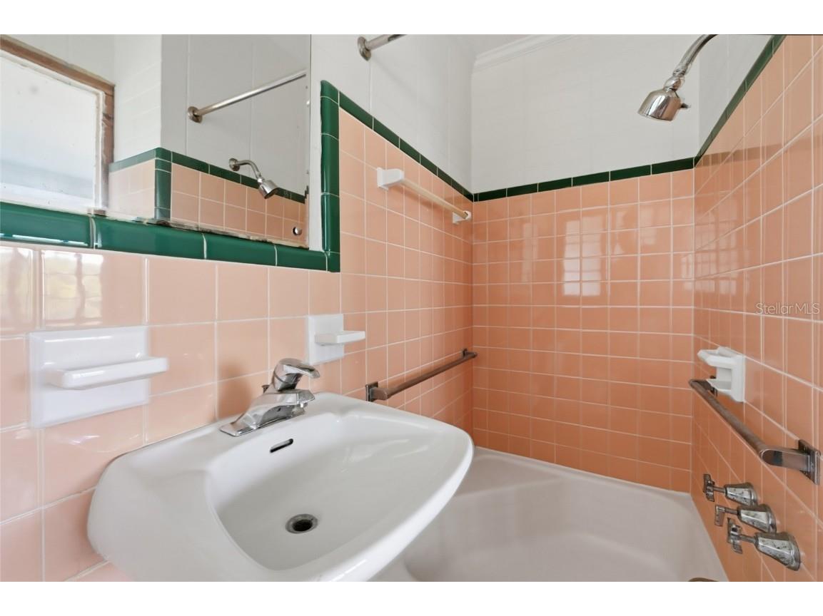 514 77th Street Holmes Beach FL 34217 A4675241 image28