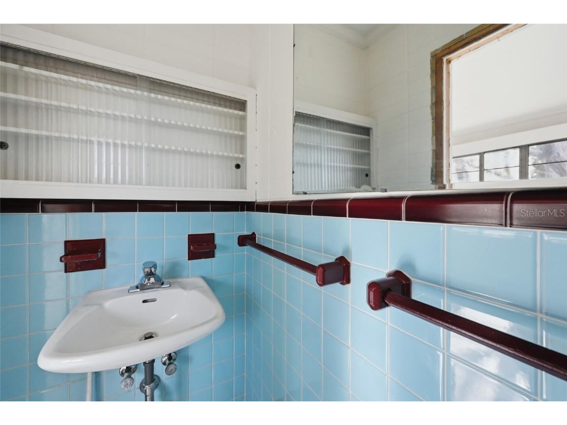 514 77th Street Holmes Beach FL 34217 A4675241 image31