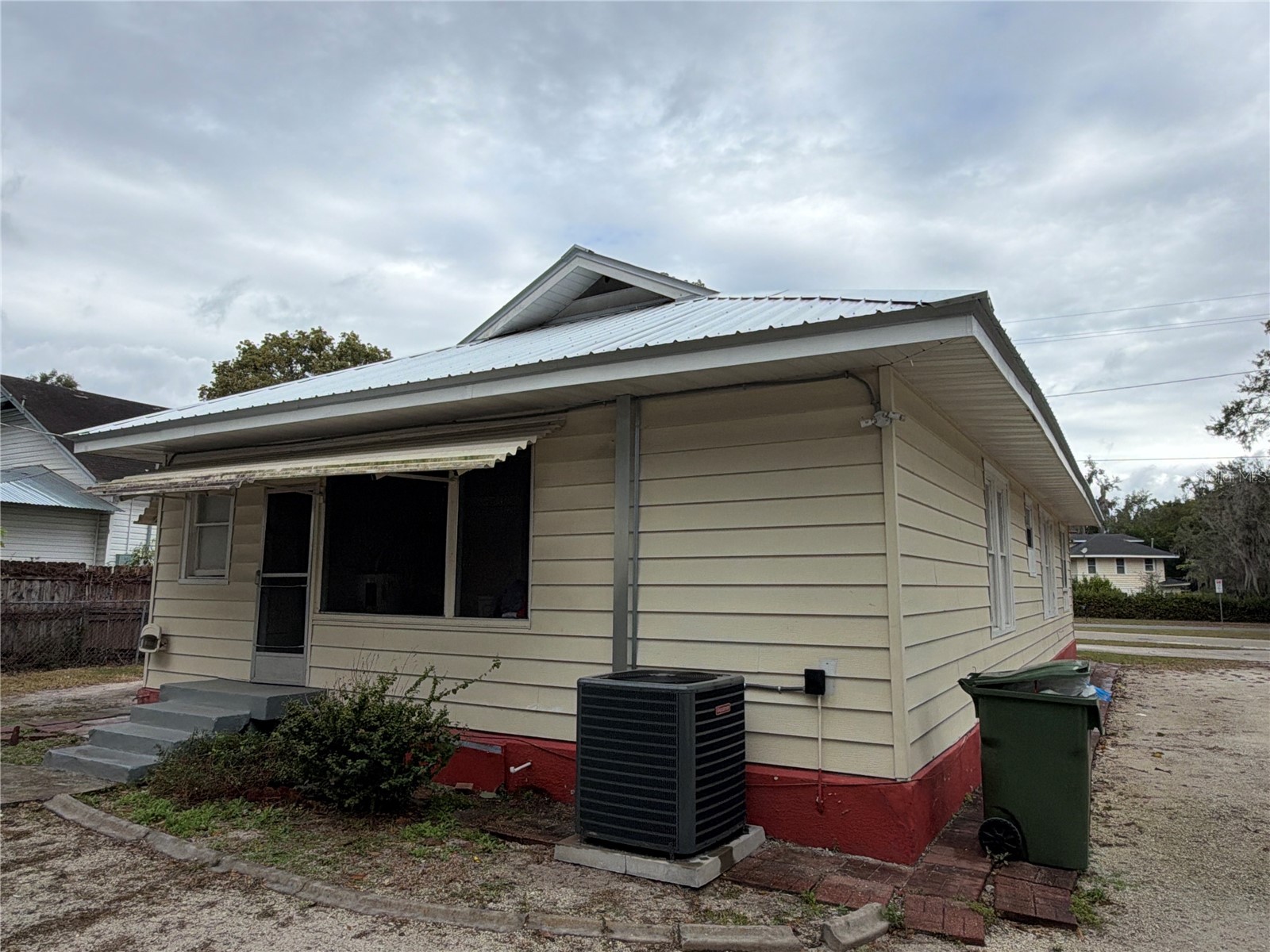 514 Avenue C NE Winter Haven FL 33881 L4958429 image2