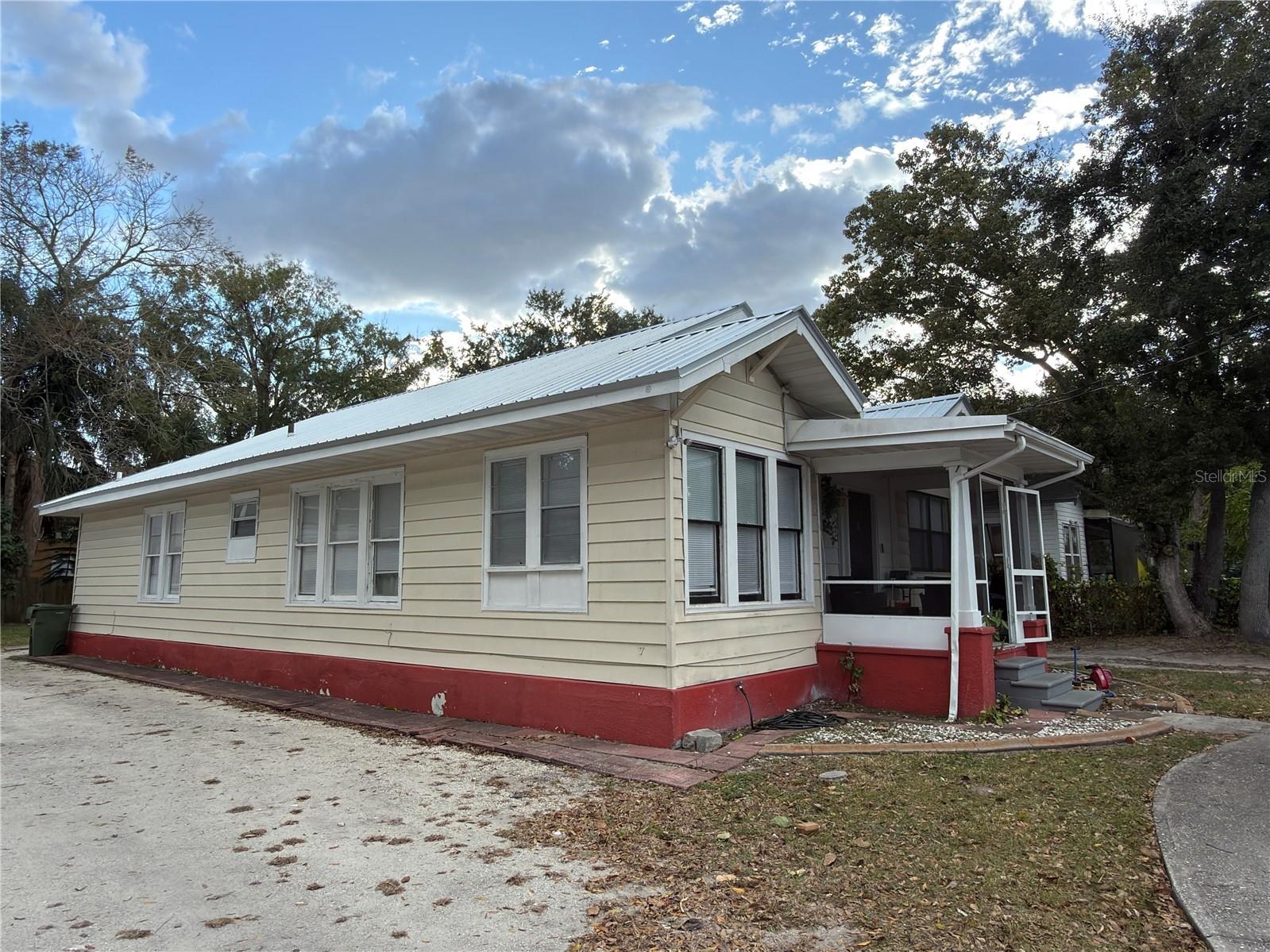 514 Avenue C NE Winter Haven FL 33881 L4958429 image3