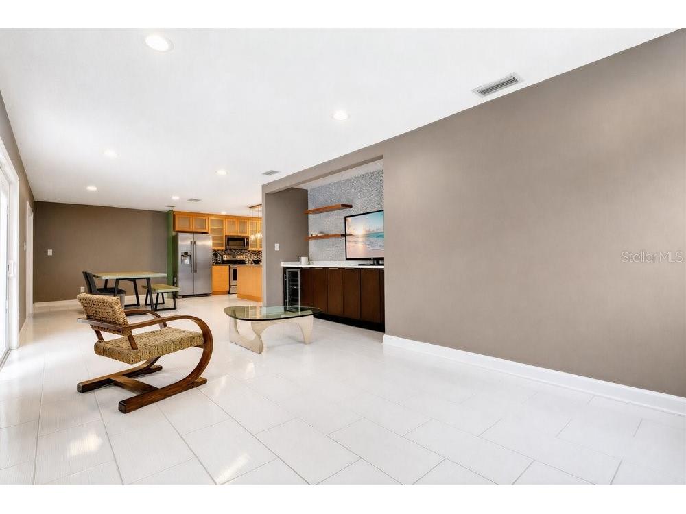 514 Baker Street Orlando FL 32806 O6400147 image4